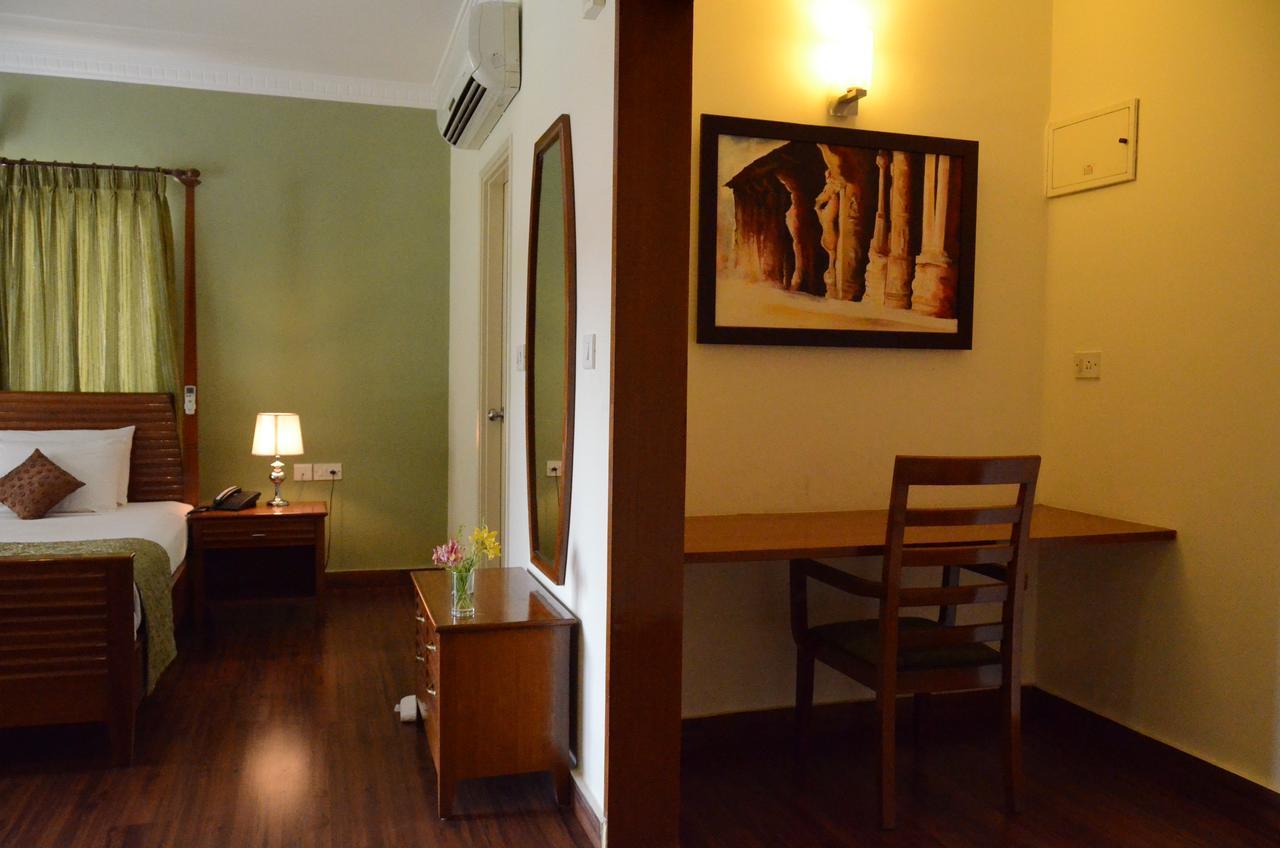 Trinity Suits Bangalore Ngoại thất bức ảnh